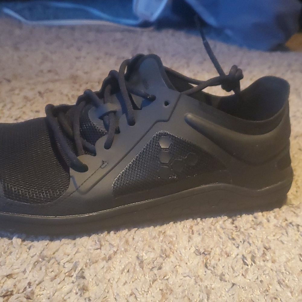 Vivo Barefoot Shoes size 41 (EUR). Black and brand new.